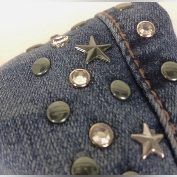 Seven7| Girlfriend Jeweled Star Stud Jeans| Size 10 - Picture 4 of 9